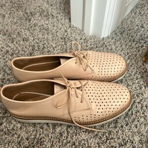 clark's artisan oxfords